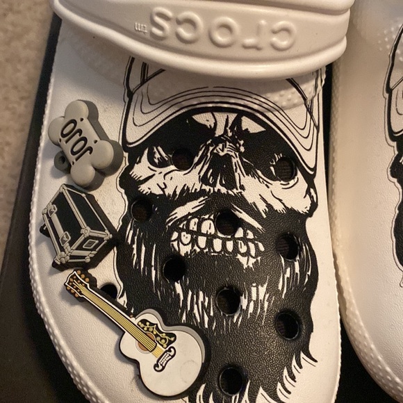 Crocs - Picture 6 of 8